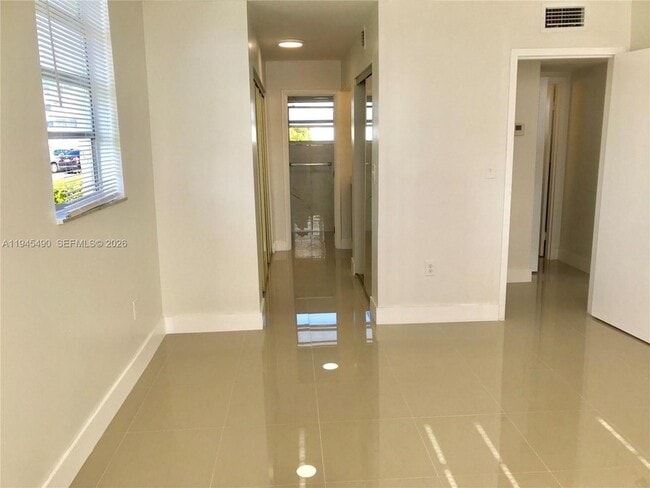 Building Photo - 14170 SW 84th St