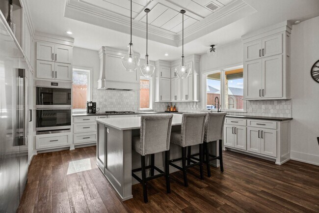 Building Photo - Luxury Home in Kelsey Park