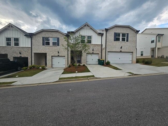 Building Photo - Beautiful Townhome for Lease in Lawrenceville