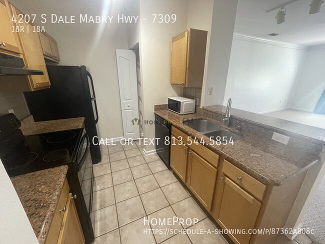 Building Photo - 4207 S Dale Mabry Hwy