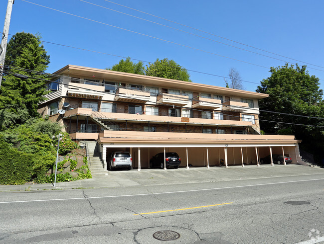 Building Photo - The Edge Apartments