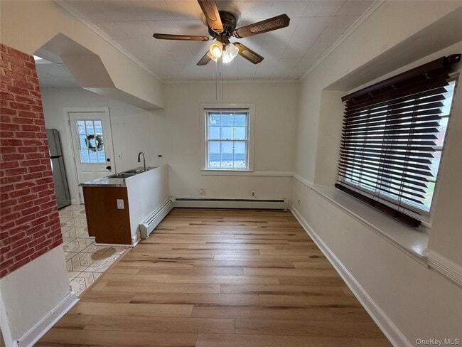 Building Photo - 4 St Marks Pl