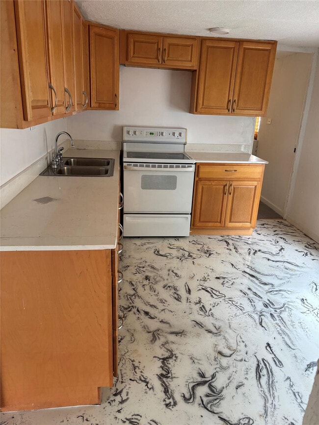 Building Photo - 8556 Berkley Dr