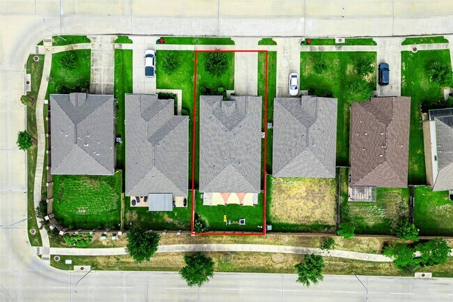 Building Photo - 3023 McDonough Way