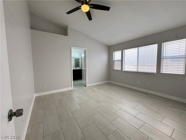 Building Photo - 9180 Sparklewood Ct