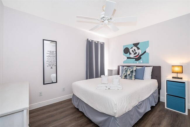 Building Photo - 510 Canary Island Cir