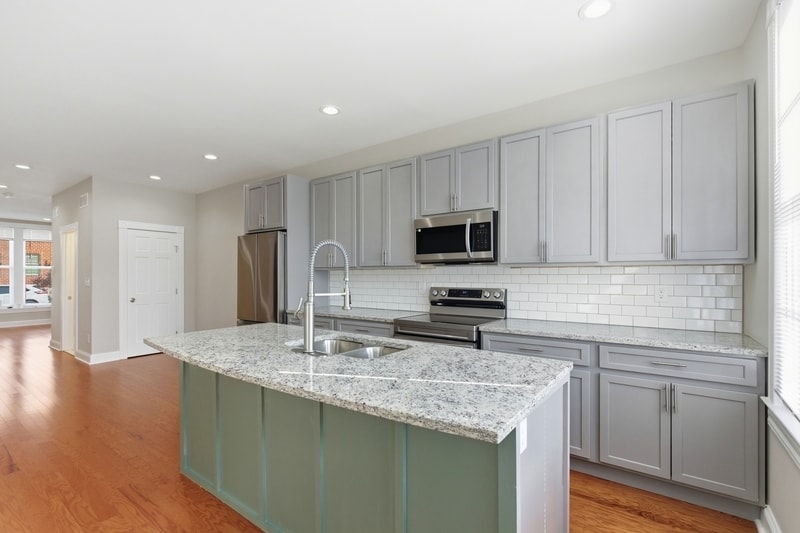 Building Photo - 2215 E Biddle St