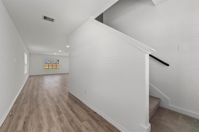 Building Photo - 32610 Orchard Haze Dr