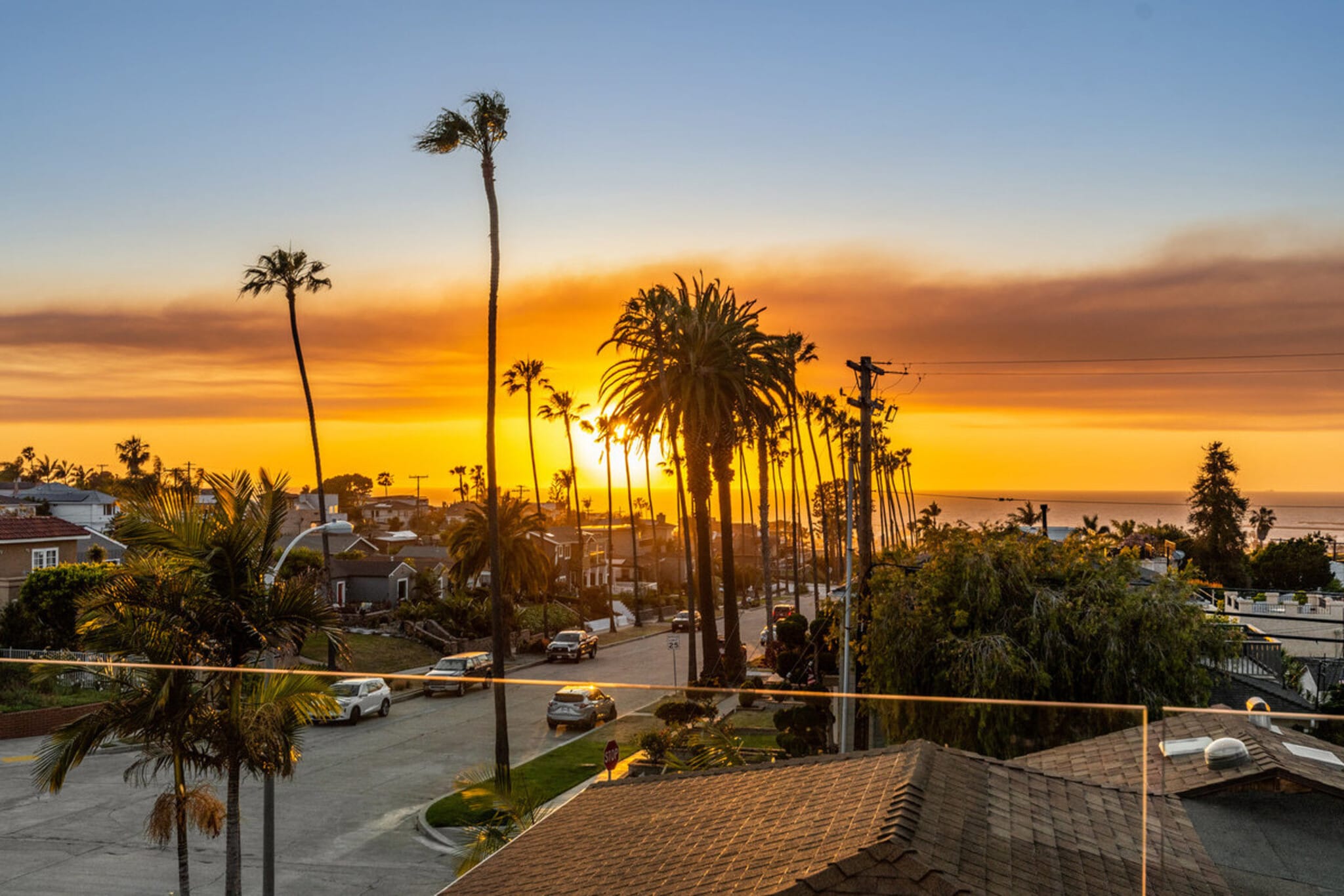 Nice Sunsets - 4386 Newport Ave
