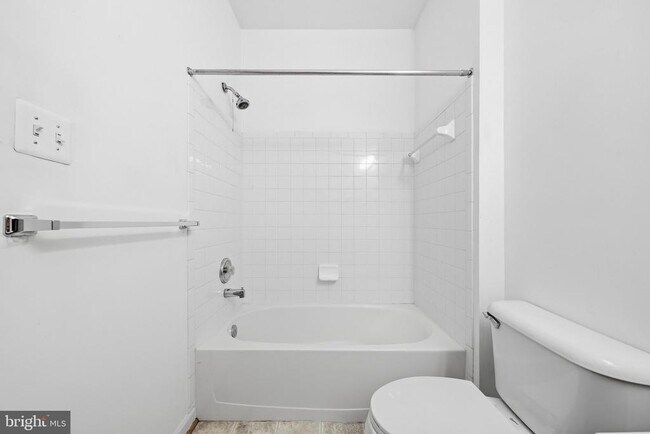 Building Photo - 6502 Montalto Xing