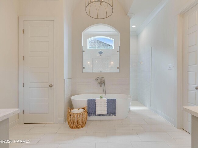 Building Photo - 113 Gentle Island Dr