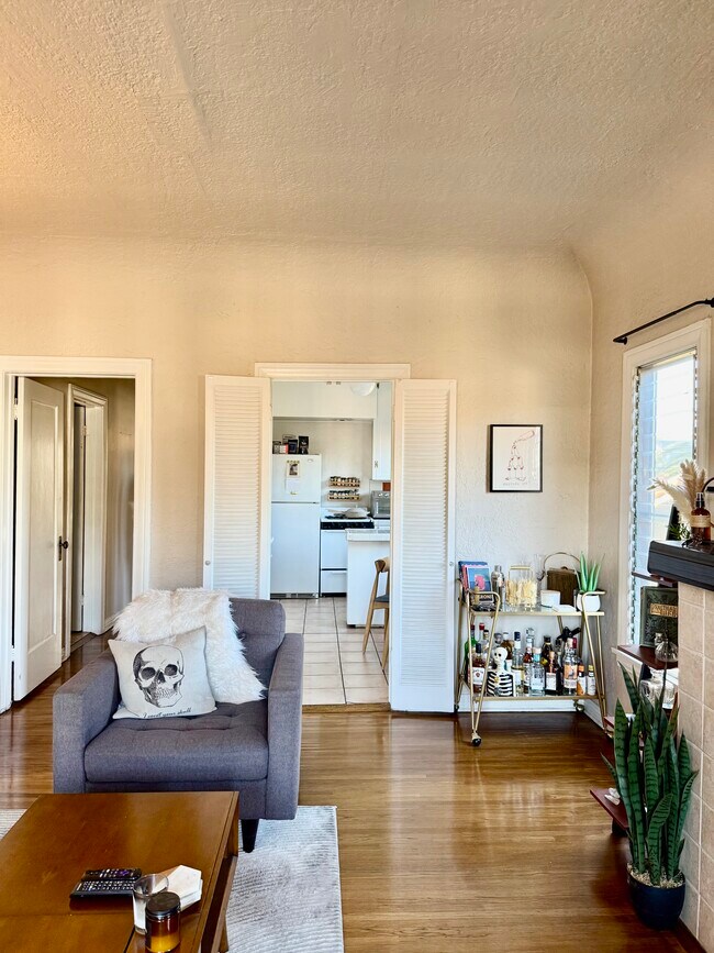 Building Photo - 1611 Talmadge St