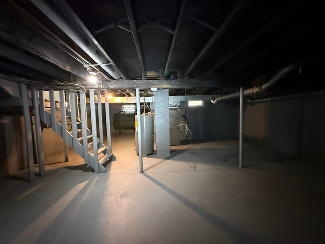 Building Photo - 1050 Alexander Dr