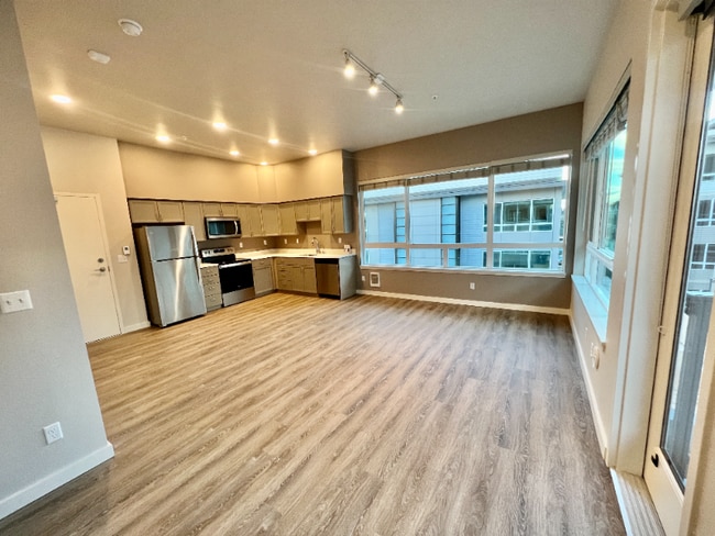 Building Photo - 2330 Yakima Ct