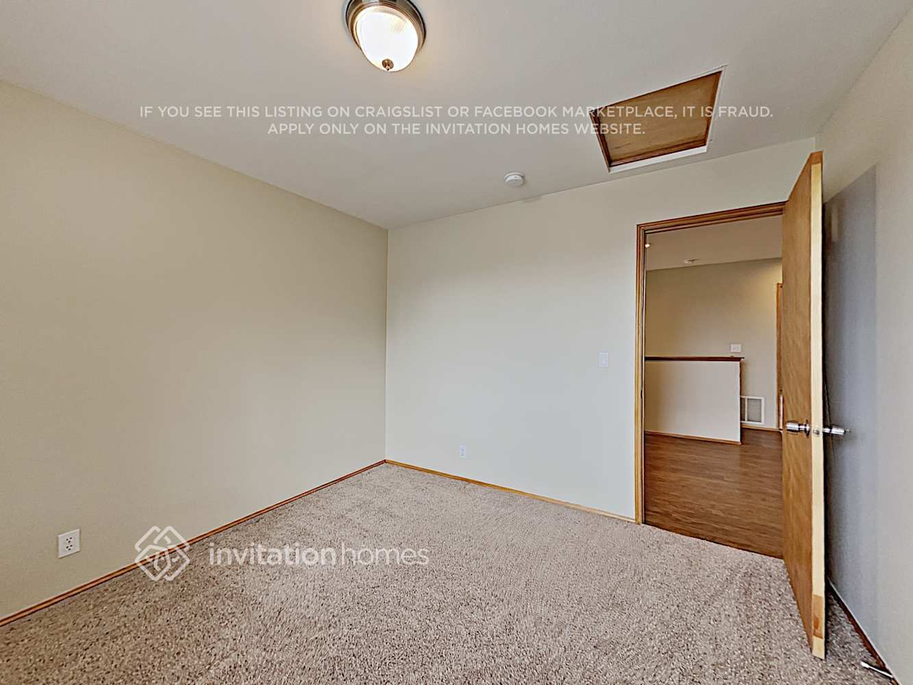 Building Photo - 6612 76th Dr NE