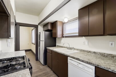 Building Photo - 3615 Pershing Dr