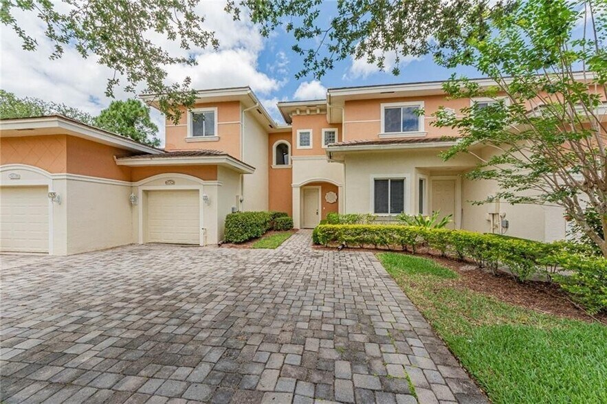 Building Photo - 2563 Stockbridge Sq SW