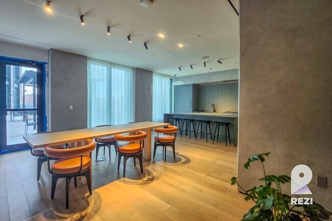 Building Photo - 2401 Third Ave