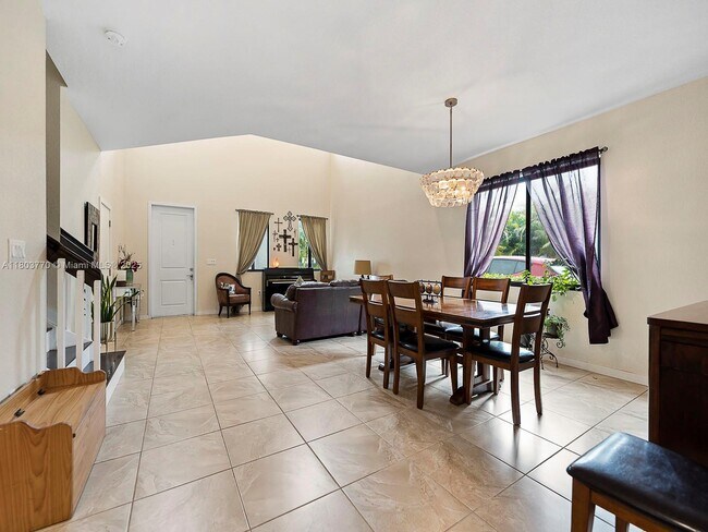 Building Photo - 16820 SW 109th Pl