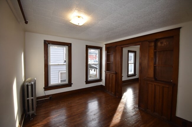 Building Photo - 22 S Highland St