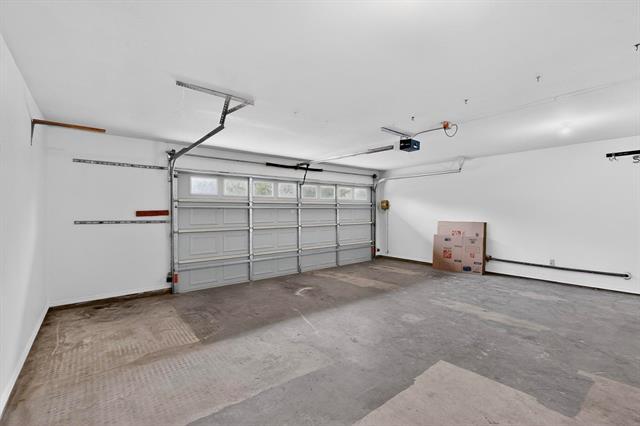 Building Photo - 180 Annetta Rd