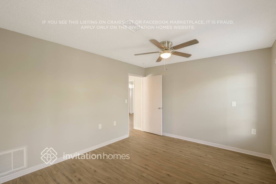 Building Photo - 10841 Teer Ln