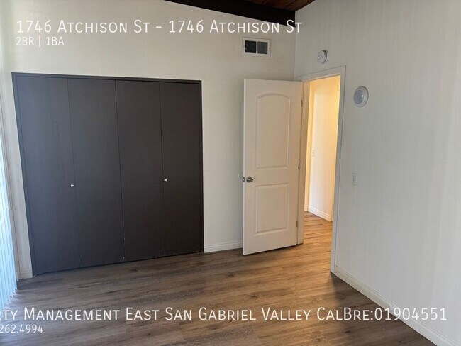 Building Photo - 1746 Atchison St
