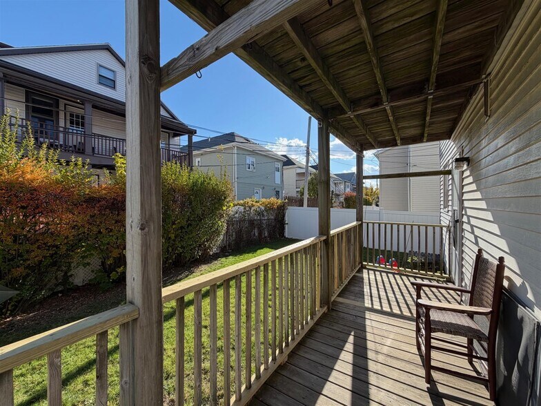 Building Photo - 31 Illinois Ave