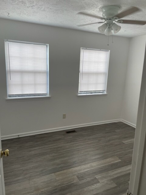 Building Photo - 5 Sidewinder Ct