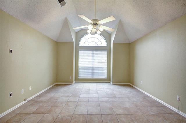 Building Photo - 2120 Los Rios Blvd