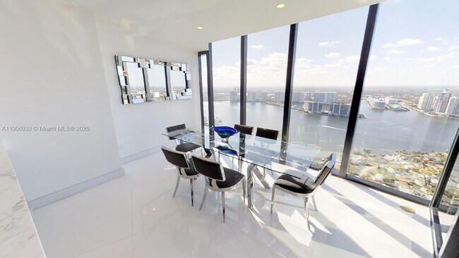 Building Photo - 18555 Collins Ave