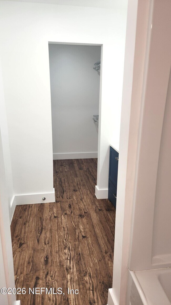 Building Photo - 517 Dotterel Rd