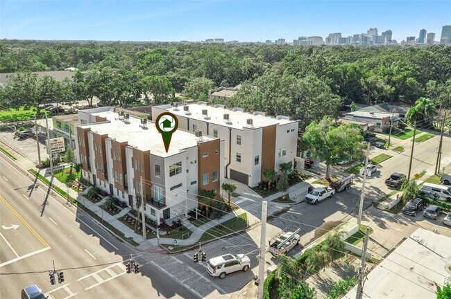 Building Photo - 544 N Bumby Ave