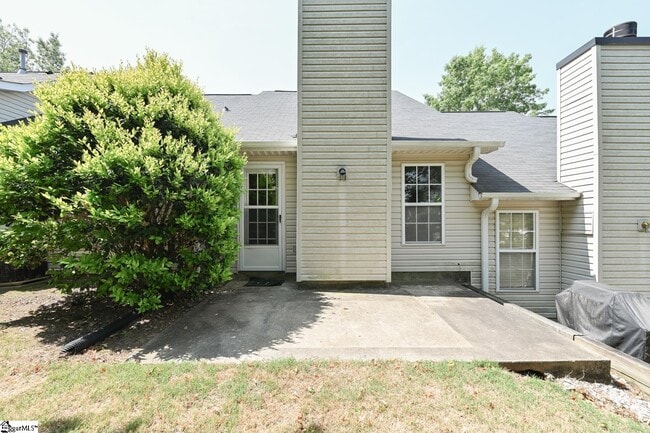 Building Photo - 134 Brookhill Pl