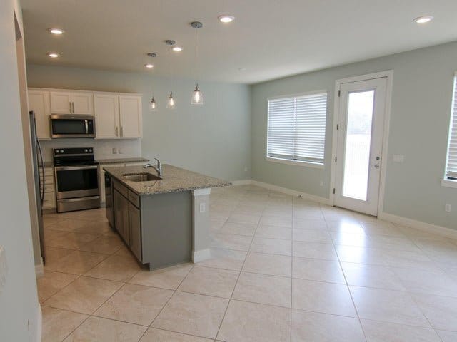 Building Photo - 8333 Rearing Ln