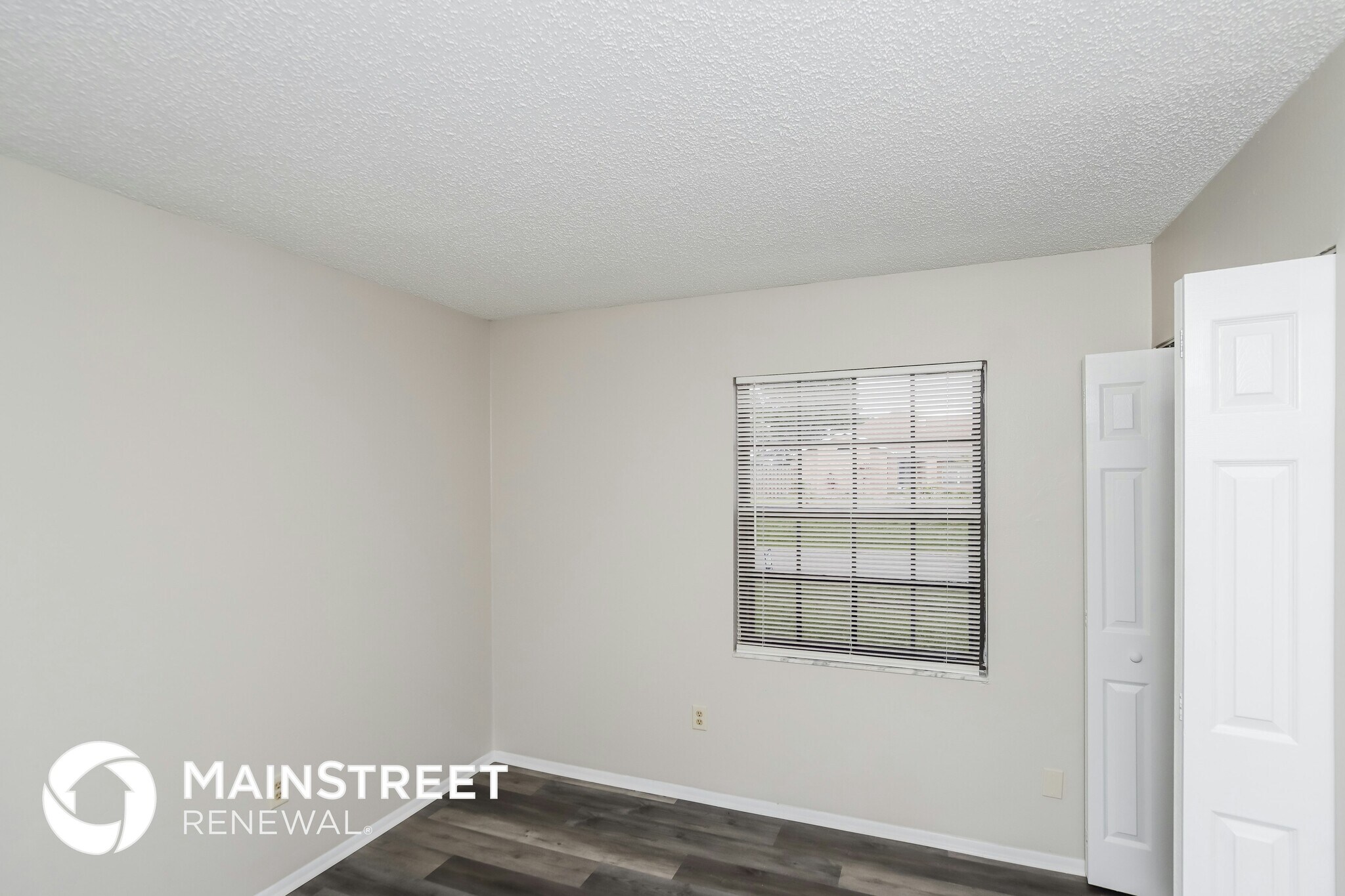 Building Photo - 1460 Cass Ave NW