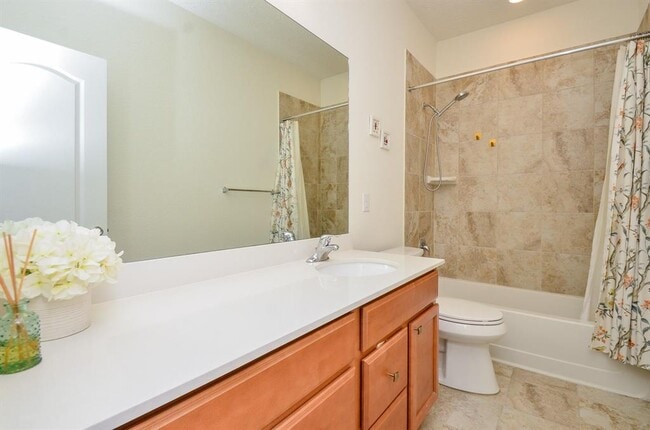 Building Photo - 3808 Canterbury Park Dr
