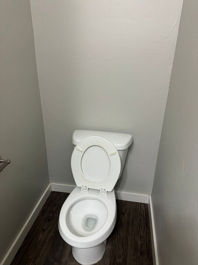 Building Photo - 1/2 off first month! 3 bedroom, 2.5 bathroom, 1 car garage