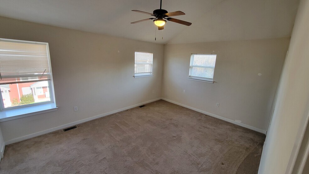 Building Photo - 1252 Frost Pl