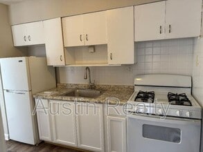 Building Photo - 8025 Gravois Rd