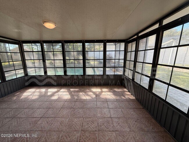 Building Photo - 2285 Richard Lee St