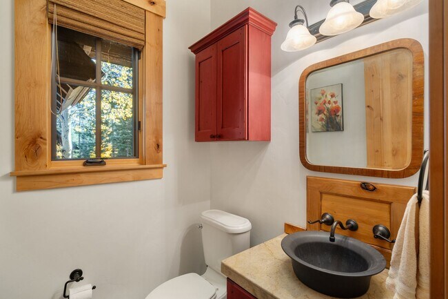 Building Photo - Luxury Lahontan Rental – Serene Forest Setting & Timeless Mountain Design