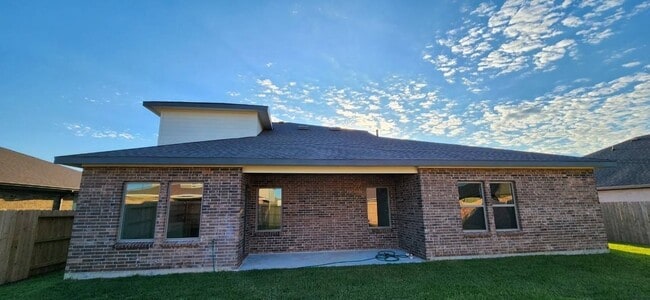 Building Photo - 3711 Jayci Lk Trce