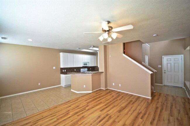 Building Photo - 5614 Redgrove Ln