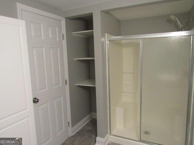 Building Photo - 112 Judy Ave