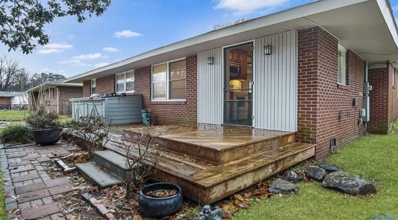 Building Photo - 404 Ewing St NW