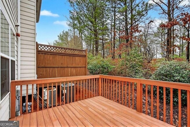 Building Photo - 438 Tioram Ln SE