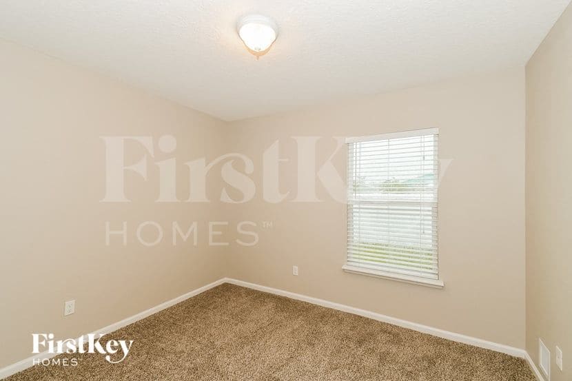 Building Photo - 193 Brentley Ln