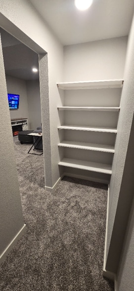 Building Photo - 618 Apex Trail