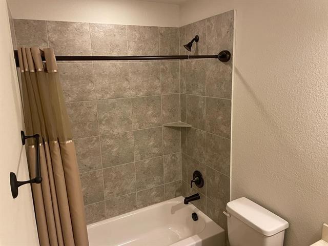 Building Photo - 7863 Shackelford Dr